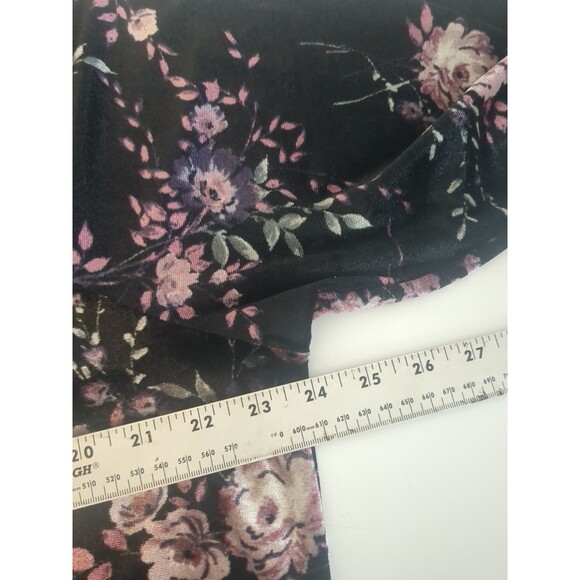 Torrid Velveteen Black & Pink Floral Sweatshirt 1XL Whimsygoth Punk Retro Witch - Picture 6 of 8
